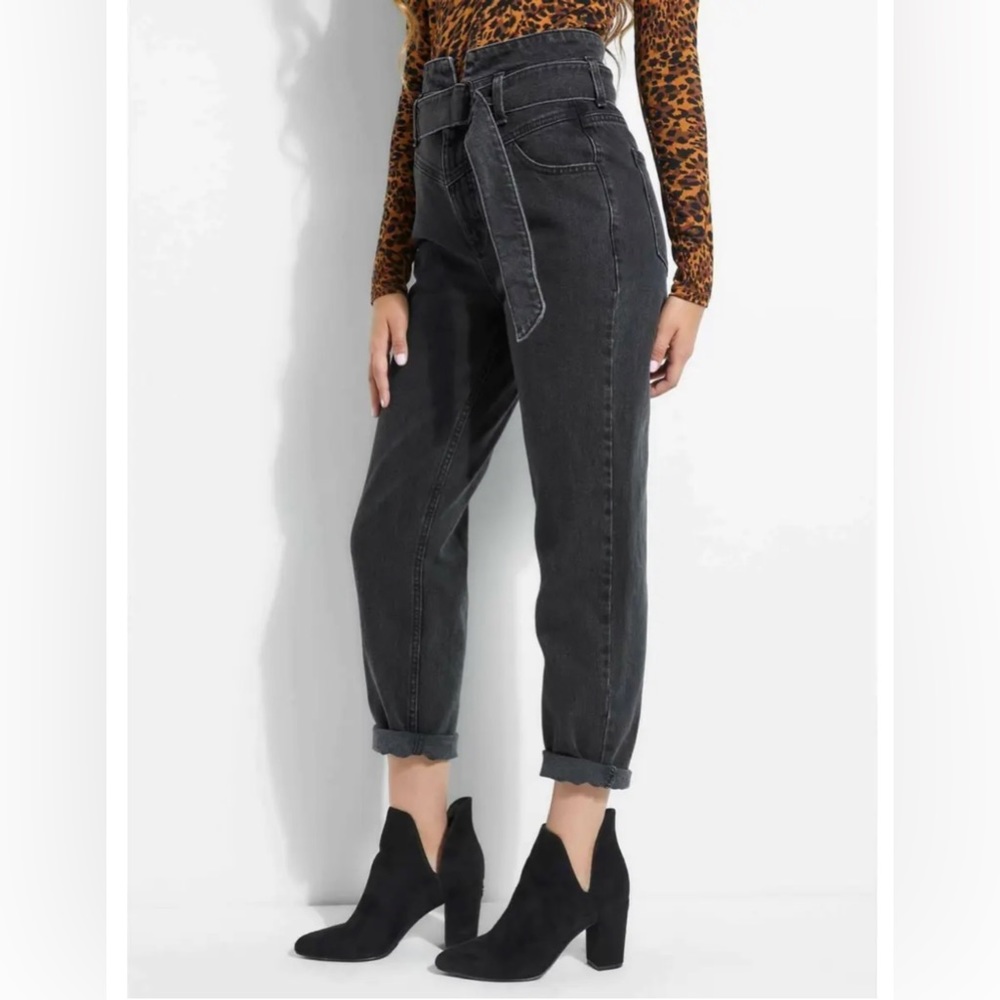Guess high waisted belted 80’s retro style jeans